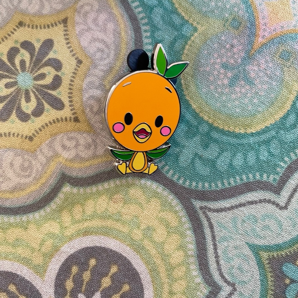 Disney Kingdom of Cute orange bird pin
